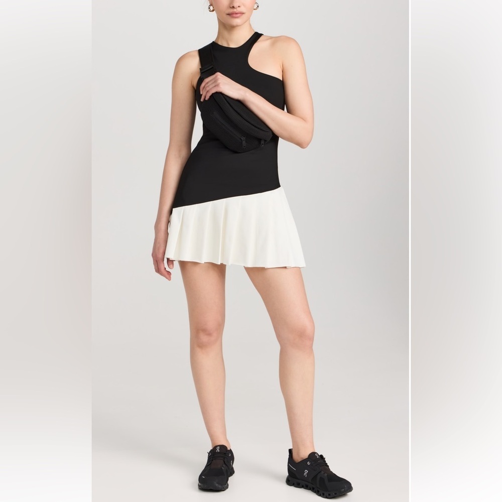 Port de bras Swan tennis Dress Black / Chantilly